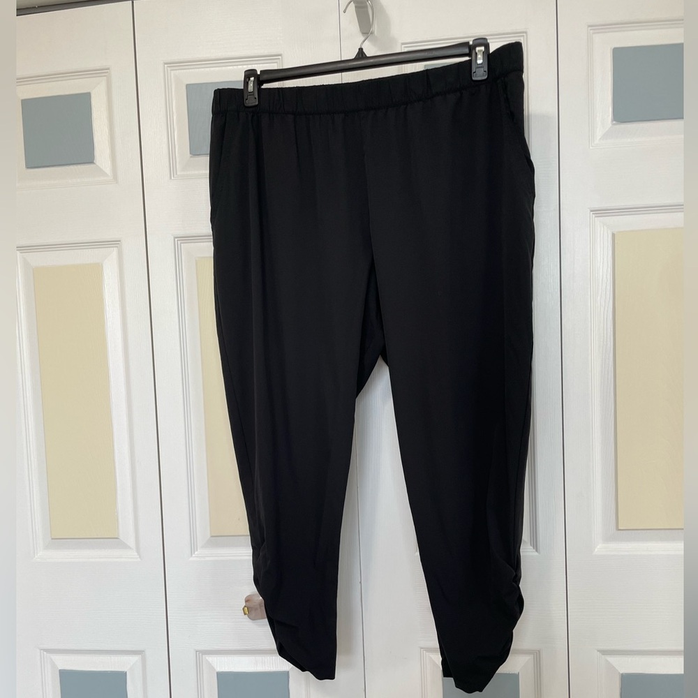Coolibar Black Ankle Pants